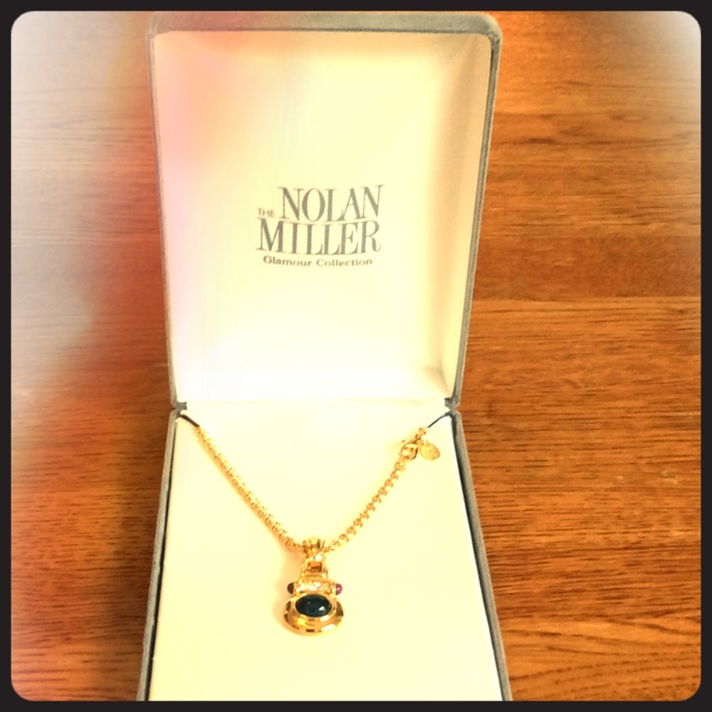 Nolan Miller necklace !